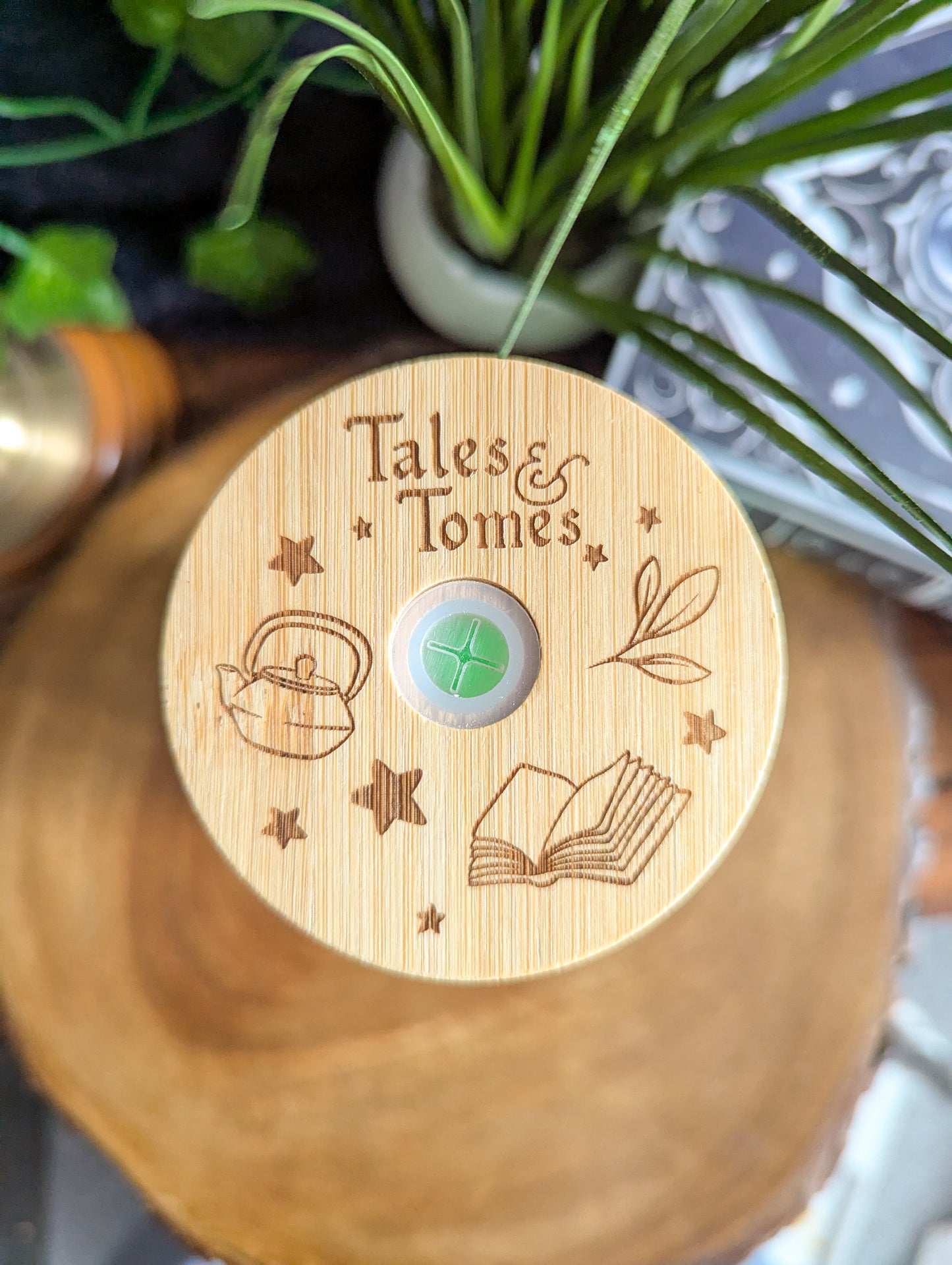 Matcha Reading Dragons Can Glass Cup | Bamboo Lid and Metal Straw