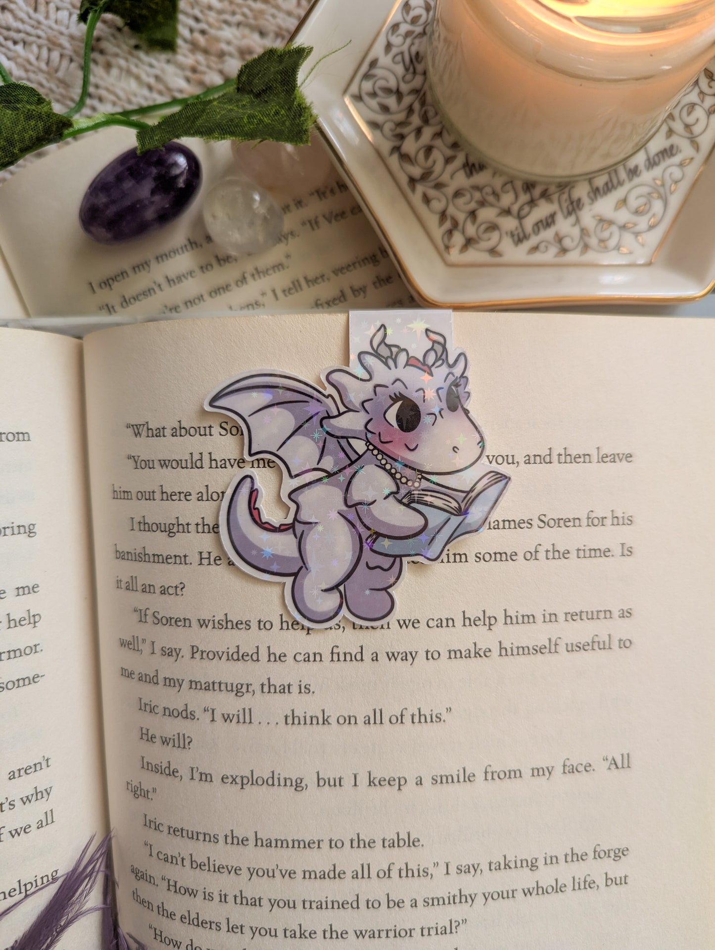 Lila Flying Dragon Magnetic Bookmark